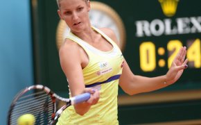 Karolina Pliskova forehand swing