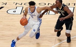 Kevin Knox drives to the basket.