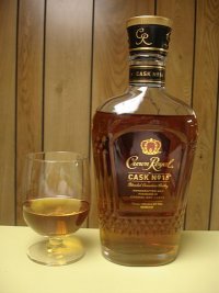 360px-Crown_Royal_Cask_No._16_whiskey
