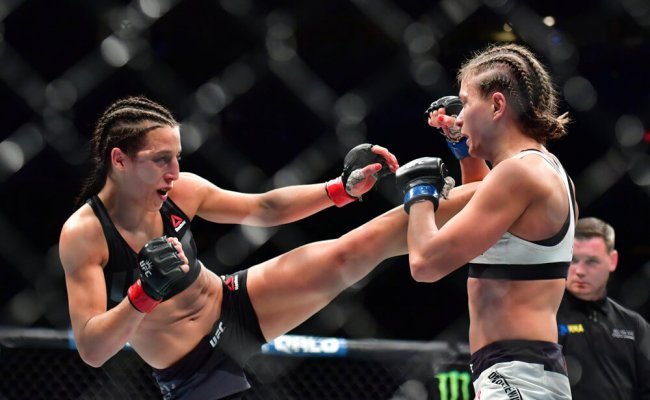Nov 13, 2016 - New York, New York, U.S. - Joanna Jedrzejczyk (red gloves) vs. Karolina Kowalkiewicz (blue gloves) during UFC 205 at Madison Square Garden