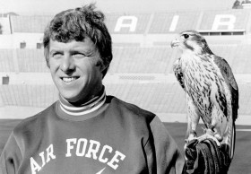 Bill_Parcells_and_Mach_1_the_Falcon