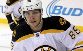 Boston Bruins forward David Pastrnak skating in warmup