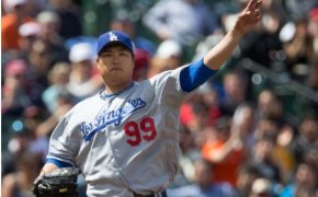 Hyun-Jin Ryu pitching for the Dodgers.