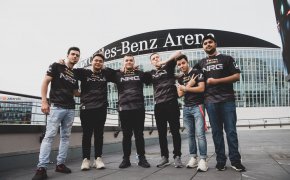 Team NRG outside the Mercedes-Benz Arena