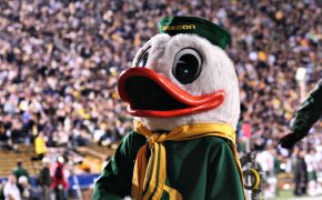 The Oregon Ducks are searching for an 8th straight victory when they take on USC