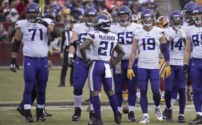 Jerick McKinnon and the Vikings getting ready to huddle.