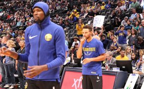 Kevin Durant and Steph Curry warming up with the Golden State Warriors
