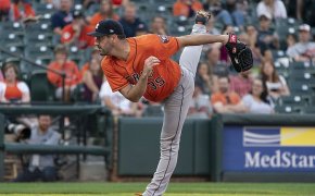 Justin Verlander pitching for the Astros