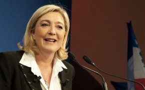 Marine Le Pen enters the second round