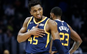 Donovan Mitchell pounds chest with right hand