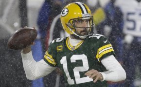 Rodgers throwing