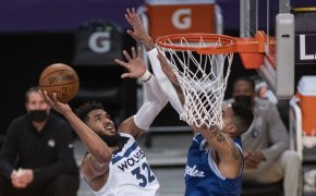Karl-Anthony Towns contested shot at the rim