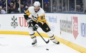 Sidney Crosby controls the puck