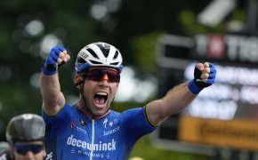 Mark Cavendish celebrating a stage win