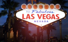 image of the las vegas sign
