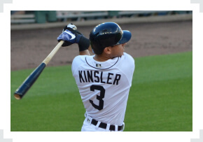 Ian Kinsler swinging baseball bat with two hands