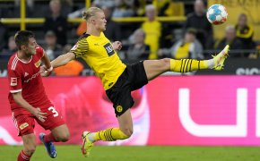 Borussia Monchengladbach vs Borussia Dortmund