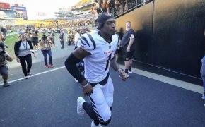 Cincinnati Bengals wide receiver Ja'Marr Chase jogging to the locker room