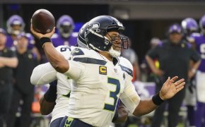 Russell Wilson delivers a throw