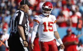 Patrick Mahomes discusses a call with the official