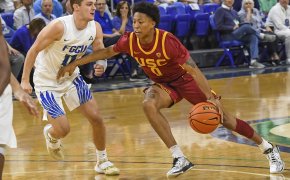 Southern California's Boogie Ellis driving to the basket