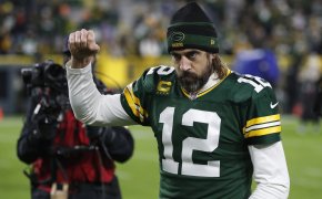 Aaron Rodgers acknowledges the crowd