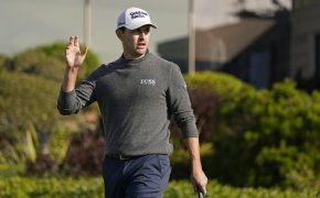 Patrick Cantlay acknowledges the crowd after making a putt