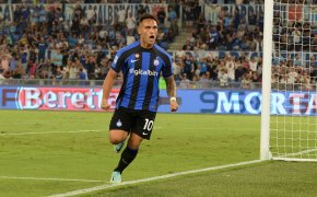 Lautaro Martinez of Inter Milan celebrates