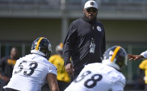 Pittsburgh Steelers head coach Mike Tomlin practices