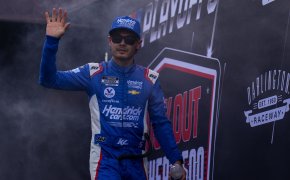 Kyle Larson waving to the crowd