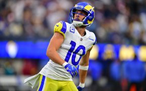 Los Angeles Rams wide receiver Cooper Kupp warming up