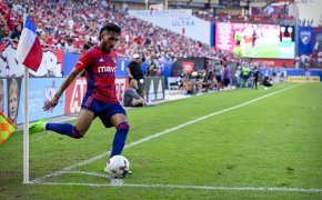 FC Dallas forward Jesus Ferreira attempts a corner kick