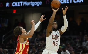 Cleveland Cavaliers guard Donovan Mitchell shooting a jumper