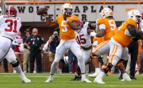 Tennessee Volunteers quarterback Hendon Hooker passing from the pocket