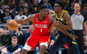 New Orleans Pelicans forward Zion Williamson backs his way to the hoop