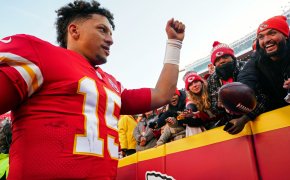 Patrick Mahomes salutes the Chiefs fans