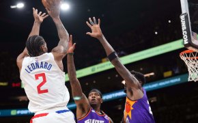Clippers star forward Kawhi Leonard shoots.