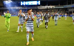 Sporting Kansas City midfielder Felipe Hernandez (21) applauding fans