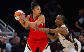 Las Vegas Aces forward Candace Parker (3) looks to pass the ball