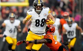In the Bengals vs Steelers player props, Pittsburgh TE Pat Freiermuth is set with a reception total of 2.5.