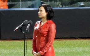 Demi Lovato singing anthem